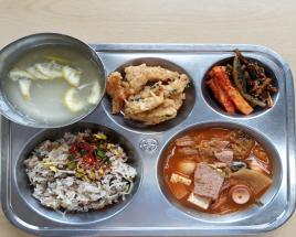 사진0